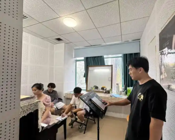 提供声乐演唱艺术指导服务 提供声乐演唱艺术指导服务